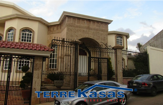 Residencia en Venta en Zacatecas en Colonia Tecnológica