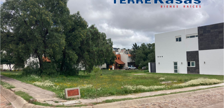 Terreno Residencial en Venta en Guadalupe, en Privada Lomas de Bernárdez