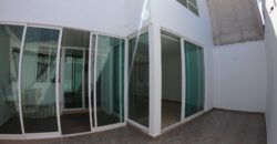 Casa Residencial en Venta o Renta en Guadalupe, en Fracc. Conde Santiago de la Laguna