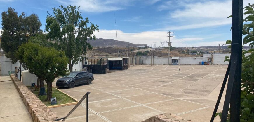 Terreno con Bodega Comercial en Renta en Zacatecas, en Colonia Estrella de Oro