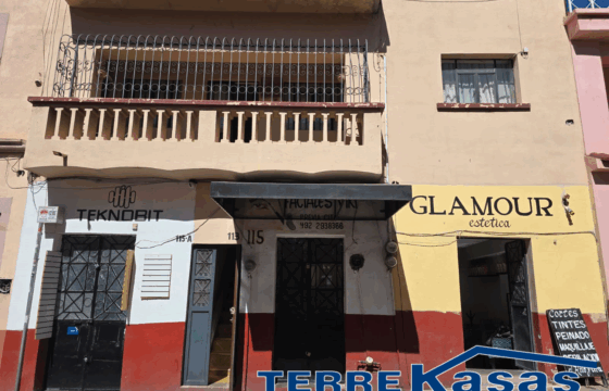Casa con Locales Comerciales en Zacatecas en Zona Centro