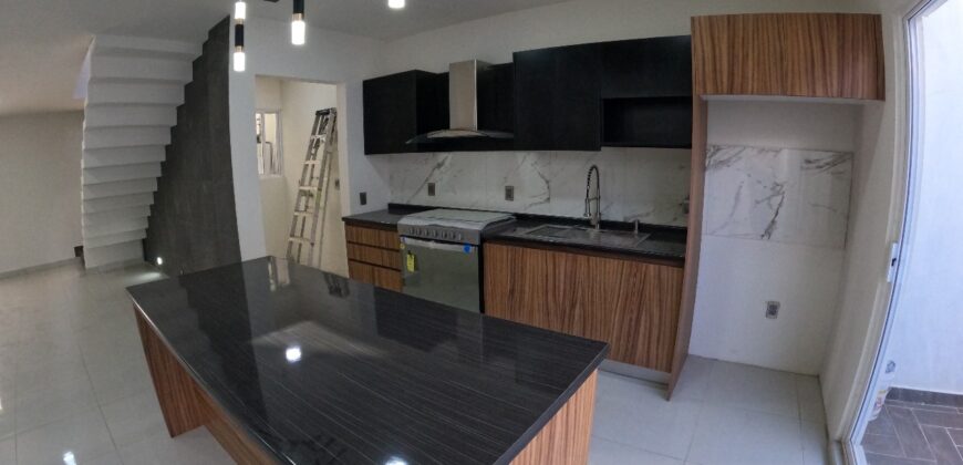 Casa Nueva En Venta En Zacatecas, En Privada Valle Alto, en Colinas del Padre