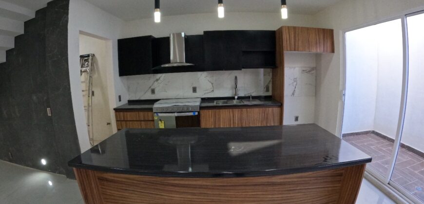 Casa Nueva En Venta En Zacatecas, En Privada Valle Alto, en Colinas del Padre