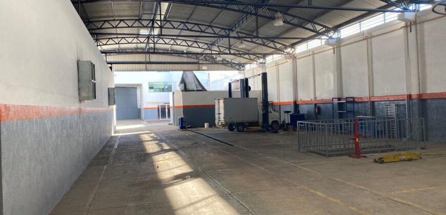 Bodega Comercial en Venta en Zacatecas, Sobre Avenida Netzahualcóyotl