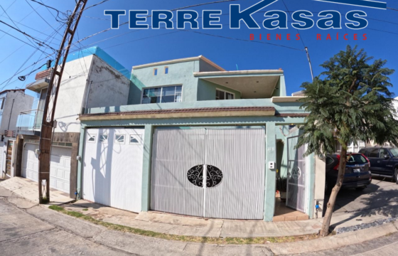 Casa Amueblada en Renta en Guadalupe, en Privada Residencial Minas