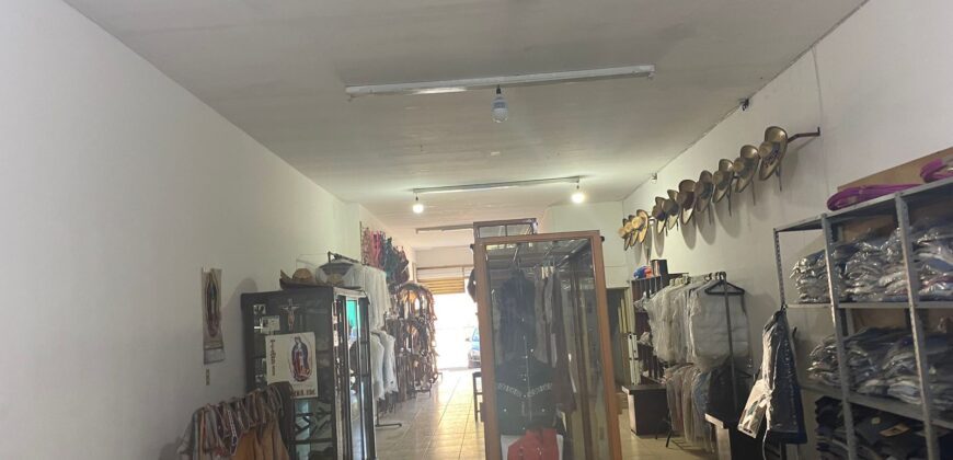 Casa con Local Comercial en Venta en Calera de Víctor Rosales, Zacatecas