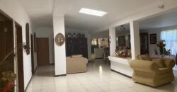 Casa con Locales Comerciales En Venta en Cieneguillas, Zacatecas