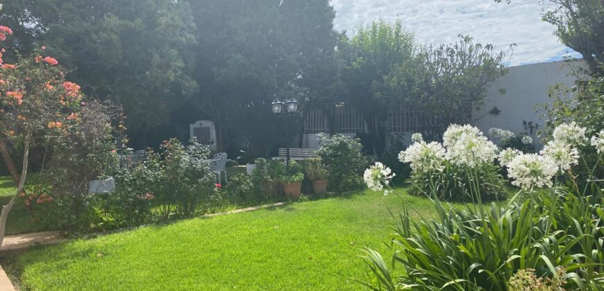 Casa con Locales Comerciales En Venta en Cieneguillas, Zacatecas