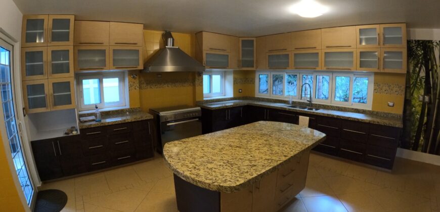 Casa en Venta en Zacatecas en Privada Lomas de Galicia