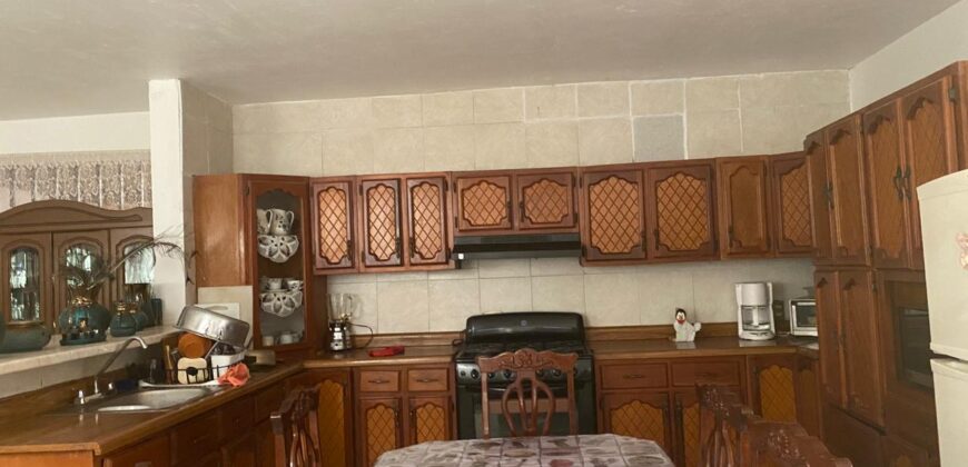 Casa con Locales Comerciales En Venta en Cieneguillas, Zacatecas
