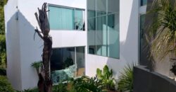 Casa en Venta en Guadalupe, en Privada Bernárdez