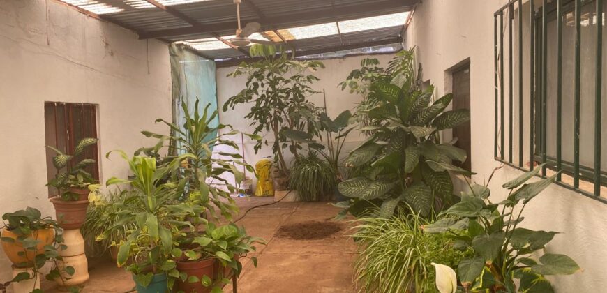 Casa con Locales Comerciales En Venta en Cieneguillas, Zacatecas