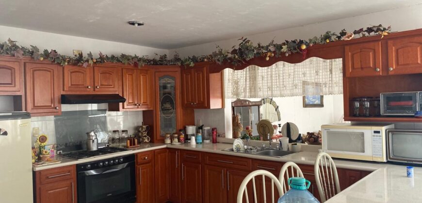 Casa con Locales Comerciales En Venta en Cieneguillas, Zacatecas