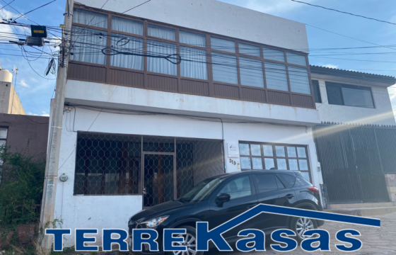 Casa con Departamento en Venta en Zacatecas, en Colonia Lomas de la Soledad