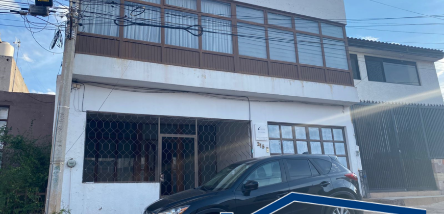 Casa con Departamento en Venta en Zacatecas, en Colonia Lomas de la Soledad