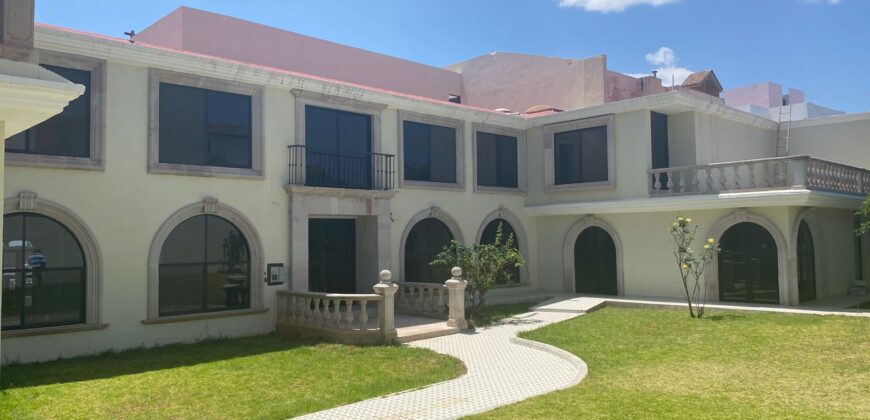 Casa Residencial en Venta en Guadalupe, en Privada Bernárdez