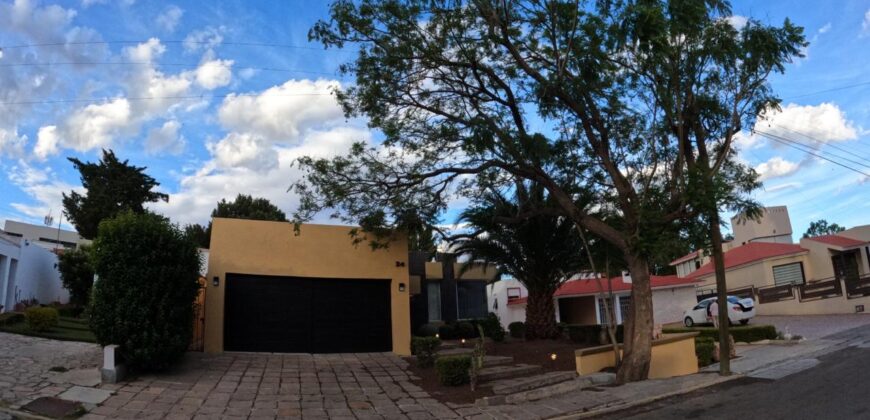 Casa Amueblada en Renta en Guadalupe, en Privada Lomas de Bernárdez