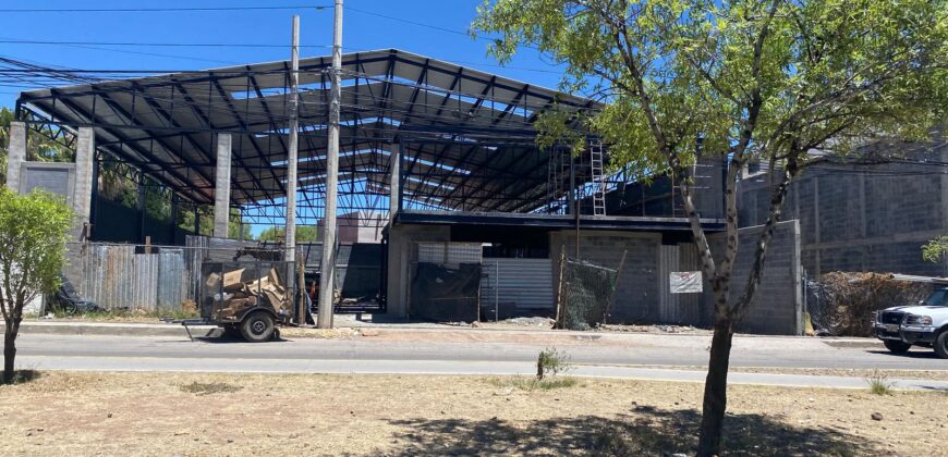 Bodega Comercial en Renta en Guadalupe, Zac. En Vialidad Arroyo de la Plata