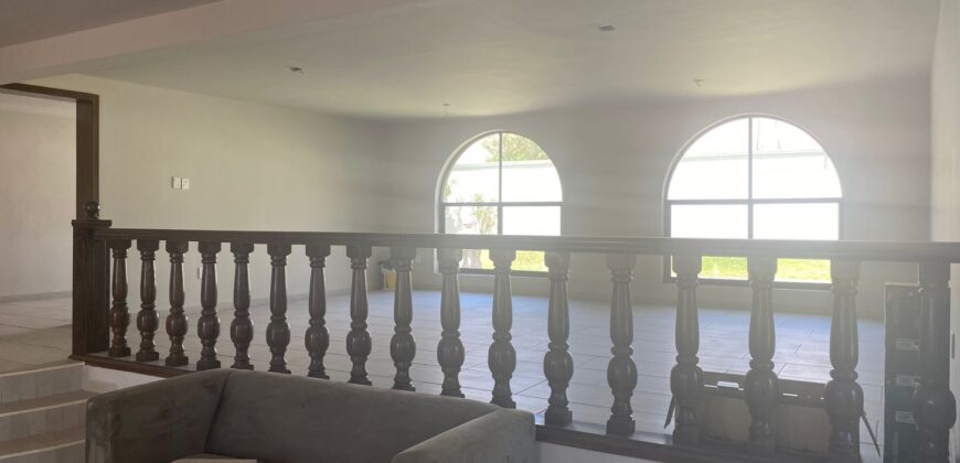 Casa Residencial en Venta en Guadalupe, en Privada Bernárdez