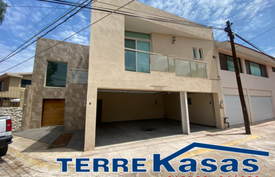 Casa en Venta o Renta en Guadalupe, en Privada Bernárdez