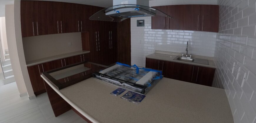Casa Nueva en Venta en Zacatecas en Fraccionamiento Bosque de las Cumbres