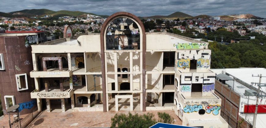 Edificio en Venta en Zacatecas en Colonia Las Colinas, Sobre Avenida García Salinas