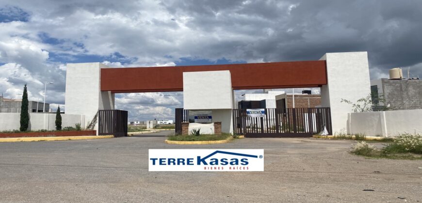 Terreno en Venta en Guadalupe en Privada Cañada de la Laguna I de 102 m2