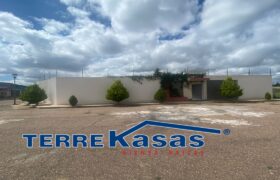 Casa seminueva en Venta en Fresnillo Zacatecas en Fraccionamiento Jardines del Country de un solo piso