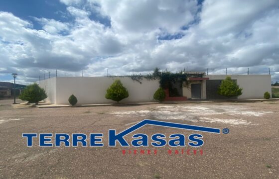 Casa seminueva en Venta en Fresnillo Zacatecas en Fraccionamiento Jardines del Country de un solo piso