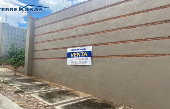 Terreno en Venta en Guadalupe en el Fraccionamiento Lomas de Galicia 150 m2