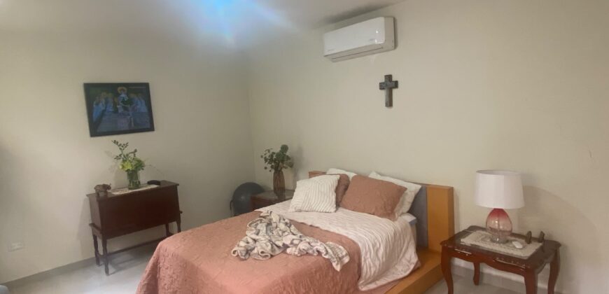 Casa seminueva en Venta en Fresnillo Zacatecas en Fraccionamiento Jardines del Country de un solo piso