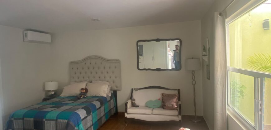 Casa seminueva en Venta en Fresnillo Zacatecas en Fraccionamiento Jardines del Country de un solo piso