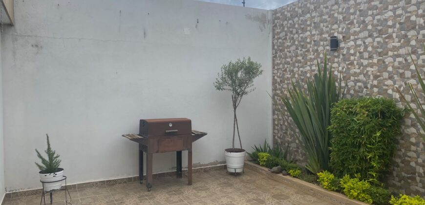 Casa seminueva en Venta en Fresnillo Zacatecas en Fraccionamiento Jardines del Country de un solo piso