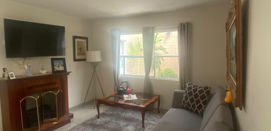Casa seminueva en Venta en Fresnillo Zacatecas en Fraccionamiento Jardines del Country de un solo piso